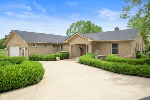Photo of 7653 N State Road 135, Morgantown, IN 46160 (MLS # 22113183)