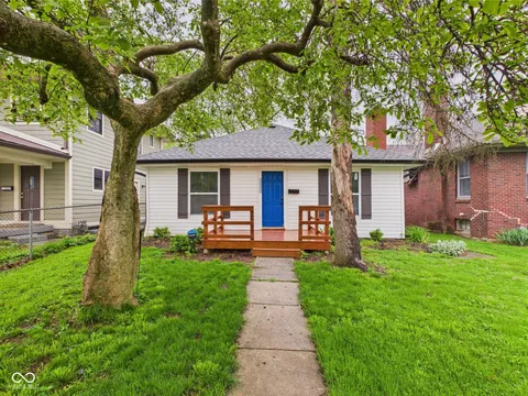 3559 Carrollton Avenue, Indianapolis, IN 46205 - MLS#: 22030071