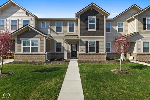 Photo of 1756 W 171st Street W, Westfield, IN 46074 (MLS # 22093396)