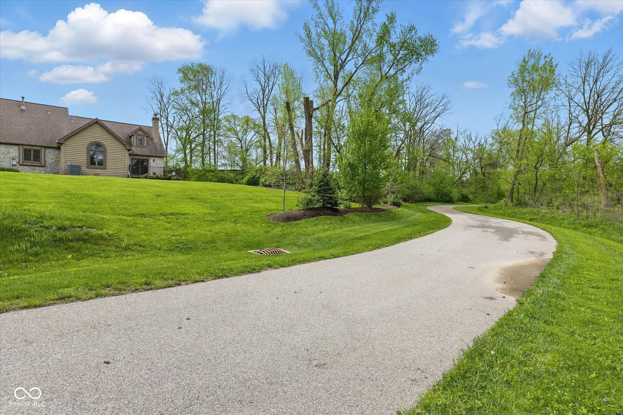 Brownsburg, Indiana 46112, United States, 3 Bedrooms Bedrooms, ,3 BathroomsBathrooms,Residential,Pending,121784