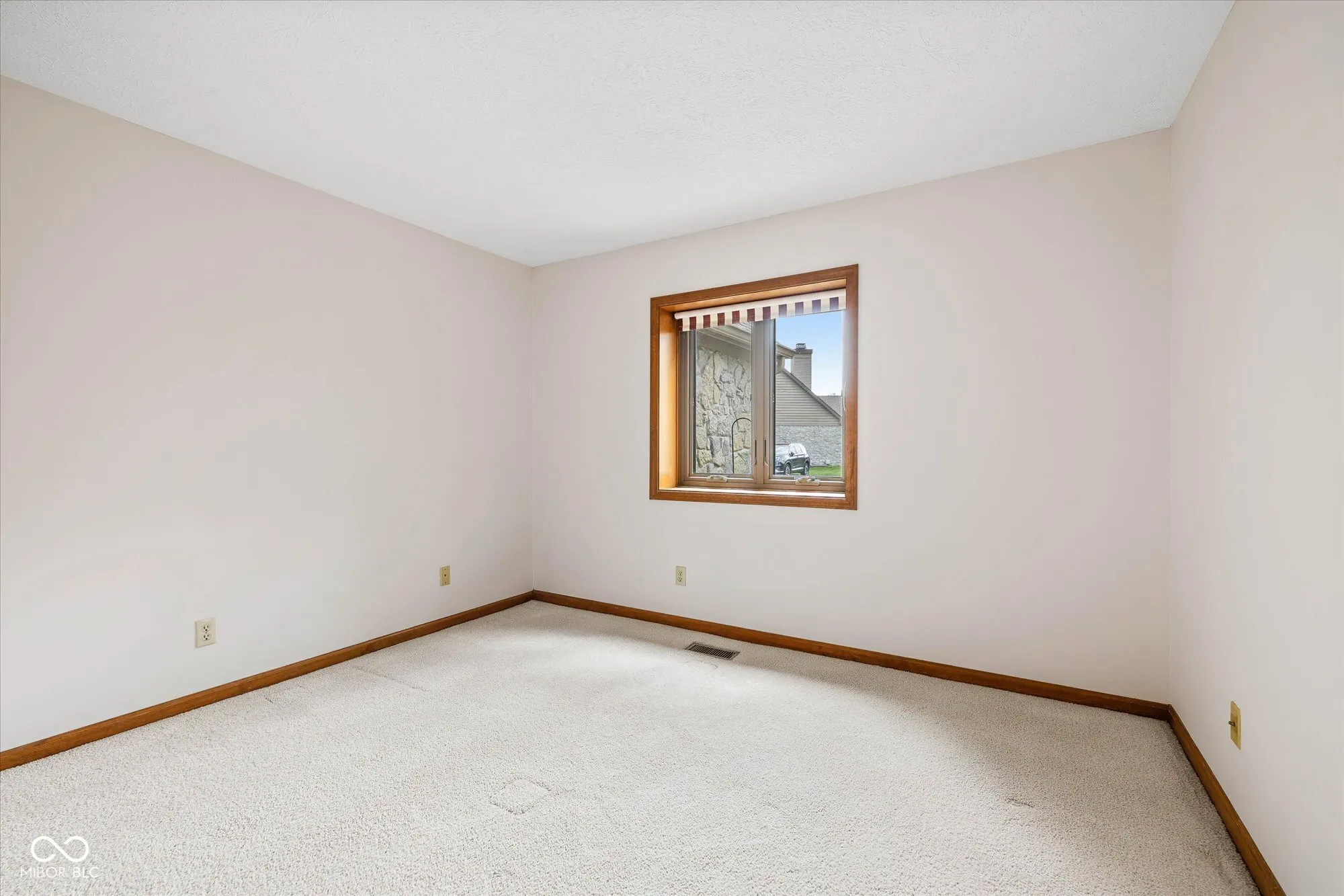 Brownsburg, Indiana 46112, United States, 3 Bedrooms Bedrooms, ,3 BathroomsBathrooms,Residential,Pending,121784