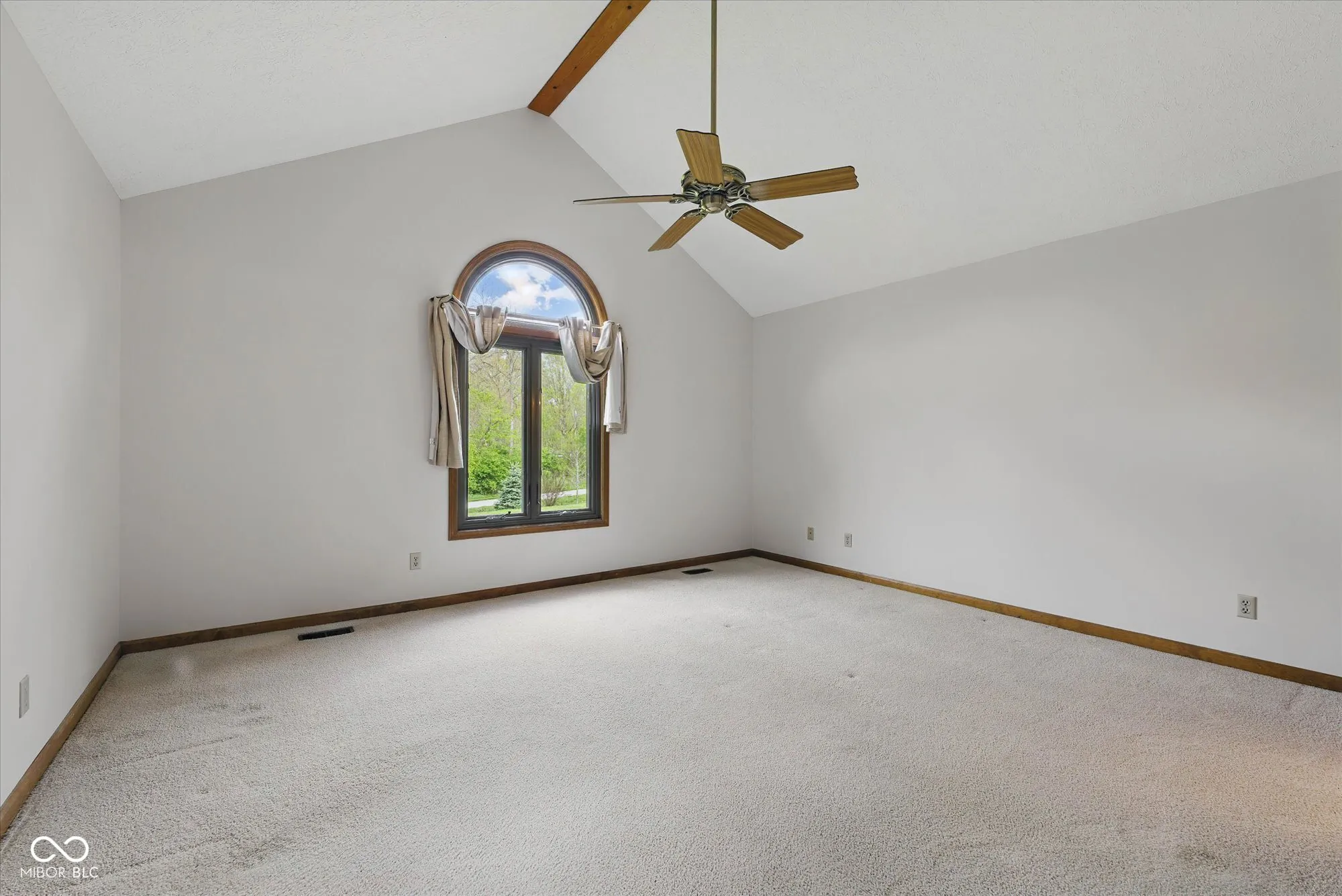 Brownsburg, Indiana 46112, United States, 3 Bedrooms Bedrooms, ,3 BathroomsBathrooms,Residential,Pending,121784