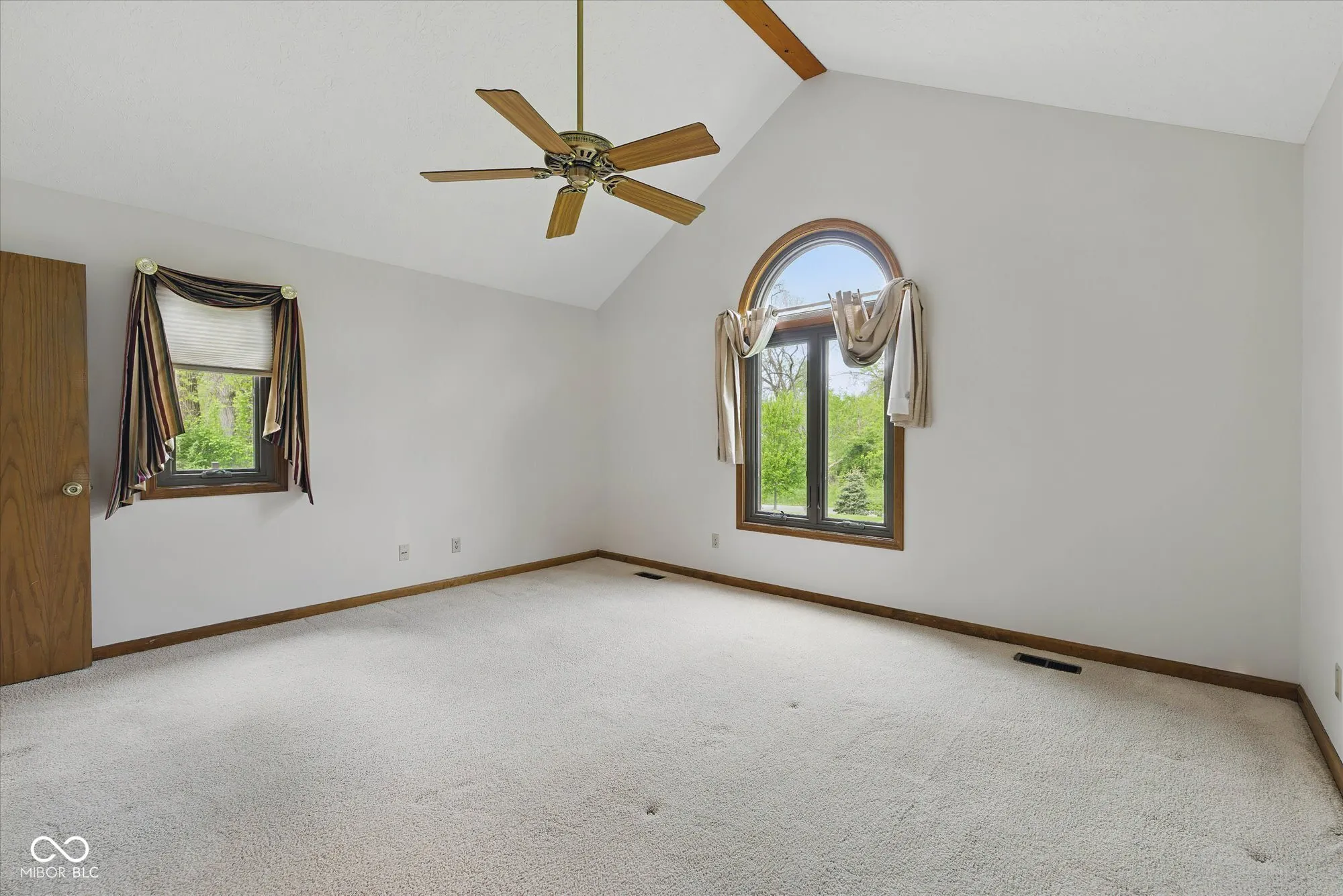 Brownsburg, Indiana 46112, United States, 3 Bedrooms Bedrooms, ,3 BathroomsBathrooms,Residential,Pending,121784