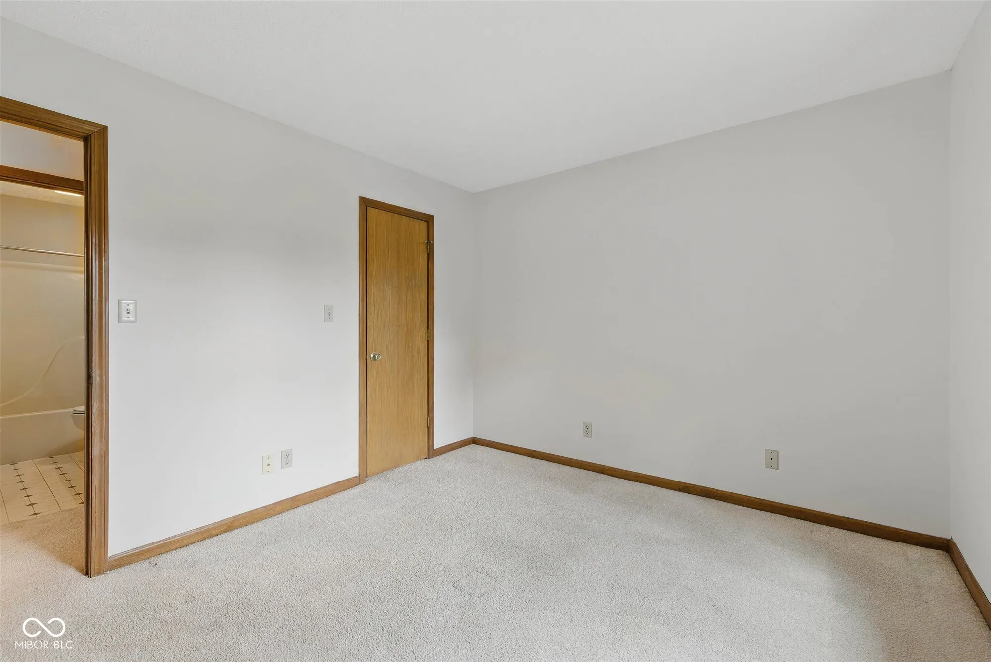 Brownsburg, Indiana 46112, United States, 3 Bedrooms Bedrooms, ,3 BathroomsBathrooms,Residential,Pending,121784