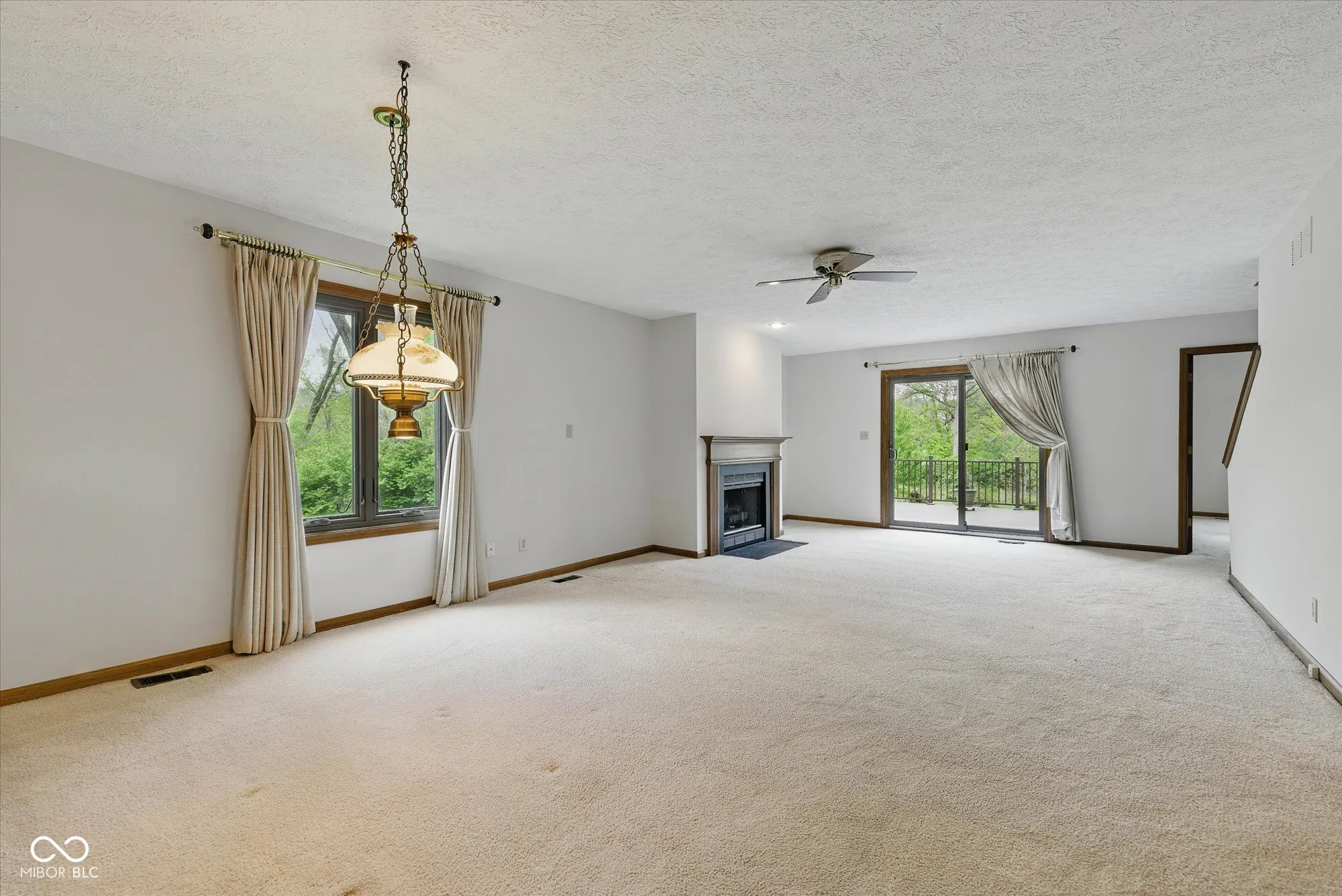 Brownsburg, Indiana 46112, United States, 3 Bedrooms Bedrooms, ,3 BathroomsBathrooms,Residential,Pending,121784