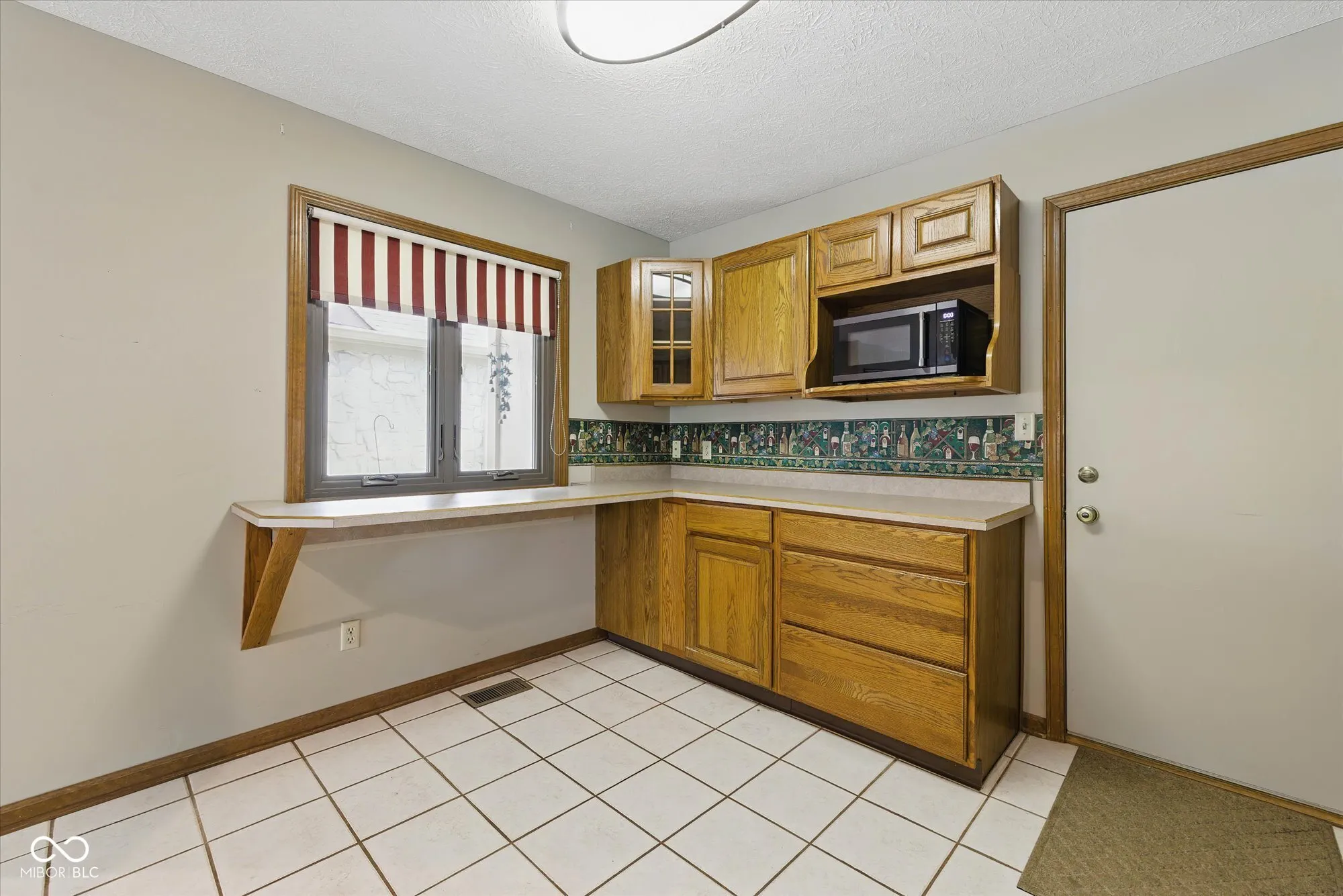 Brownsburg, Indiana 46112, United States, 3 Bedrooms Bedrooms, ,3 BathroomsBathrooms,Residential,Pending,121784