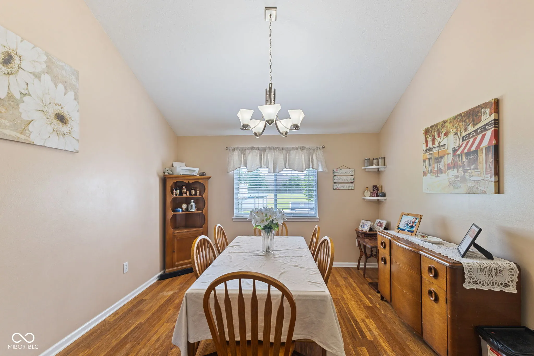 Greenfield, Indiana 46140, United States, 3 Bedrooms Bedrooms, ,3 BathroomsBathrooms,Residential,Active,163184