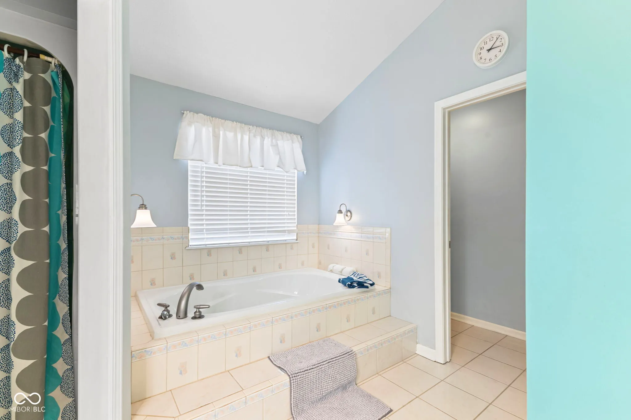 Greenfield, Indiana 46140, United States, 3 Bedrooms Bedrooms, ,3 BathroomsBathrooms,Residential,Active,163184