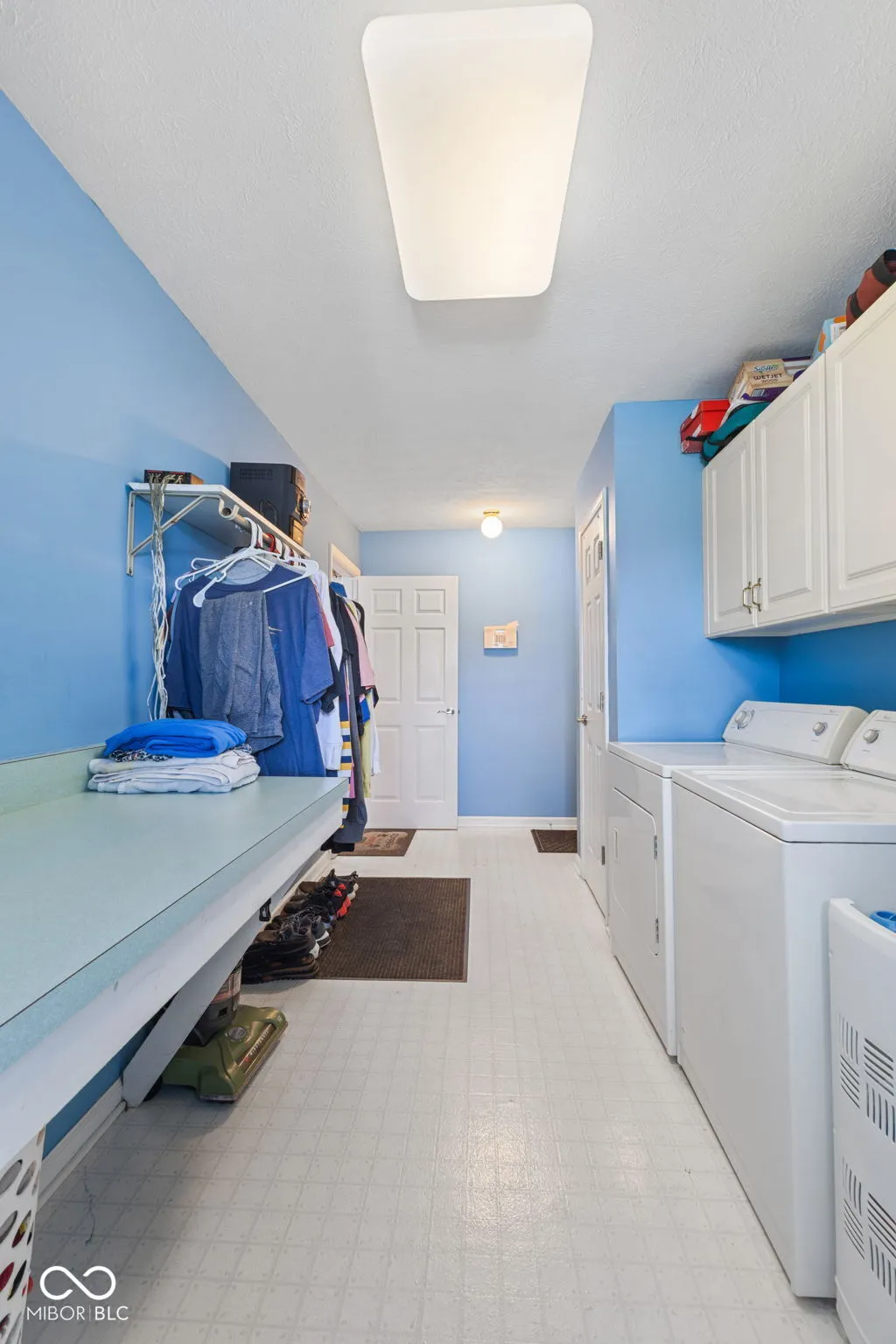 Greenfield, Indiana 46140, United States, 3 Bedrooms Bedrooms, ,3 BathroomsBathrooms,Residential,Active,163184