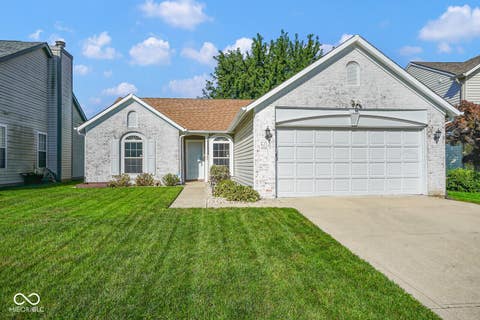 Photo of 504 Cahill Lane, Indianapolis, IN 46214 (MLS # 22121221)