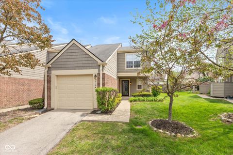 Photo of 9429 Wimbledon Court, Indianapolis, IN 46250 (MLS # 22095918)