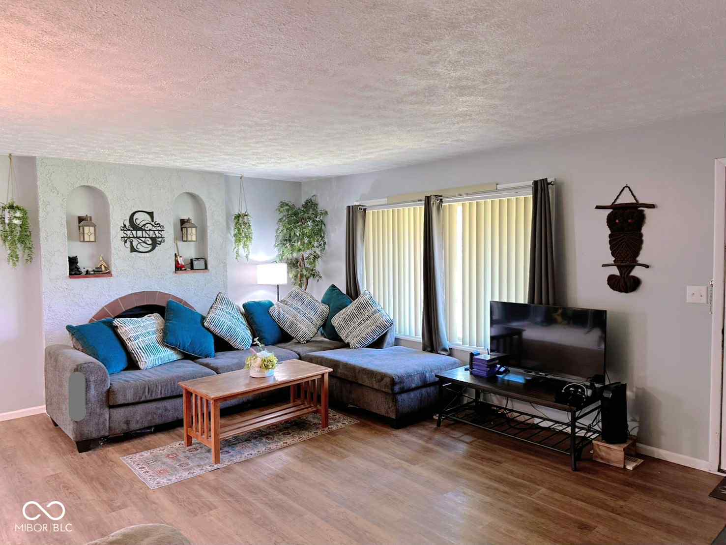 8425 Del Prado Court