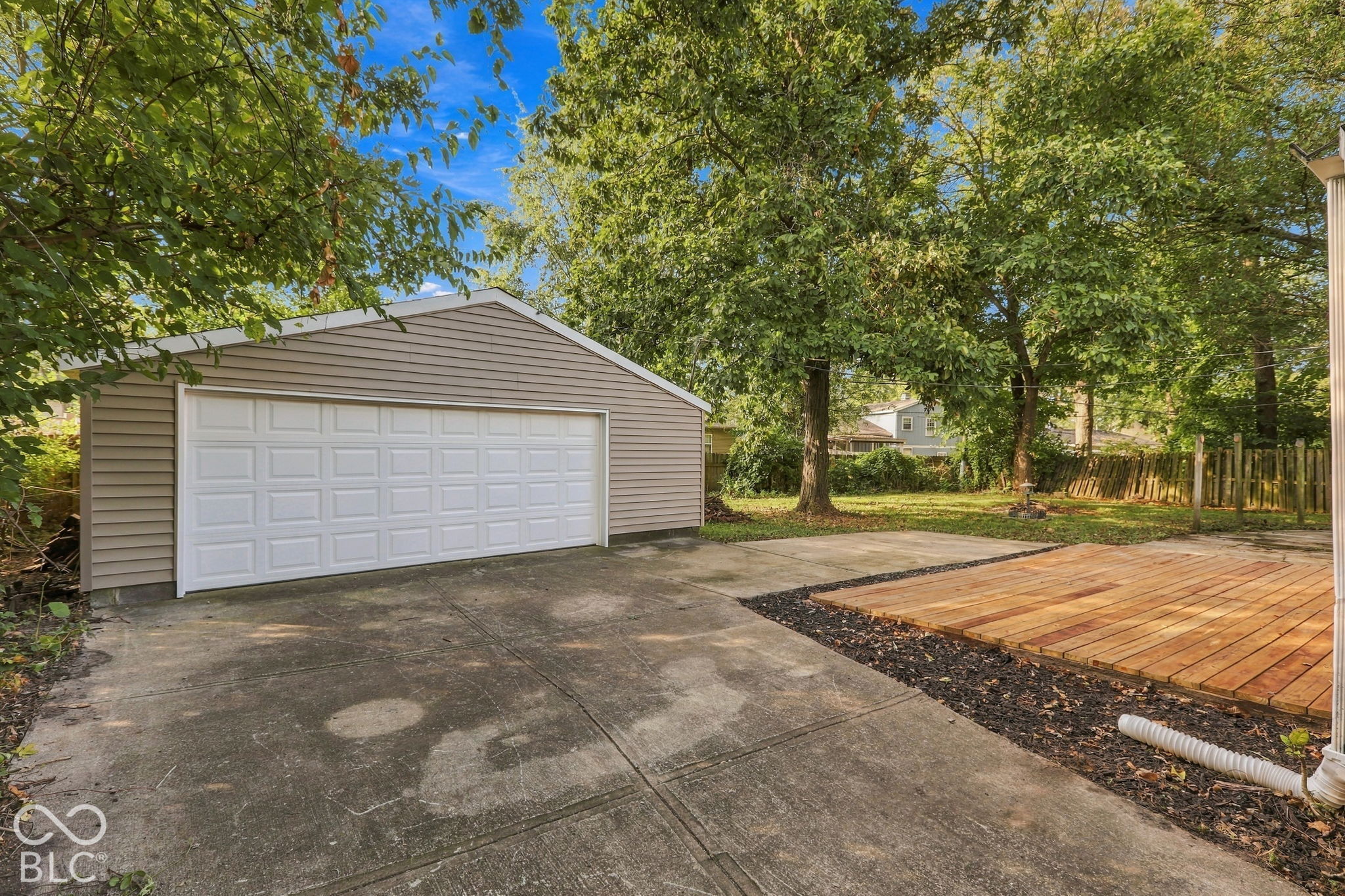 8235 Barry Road