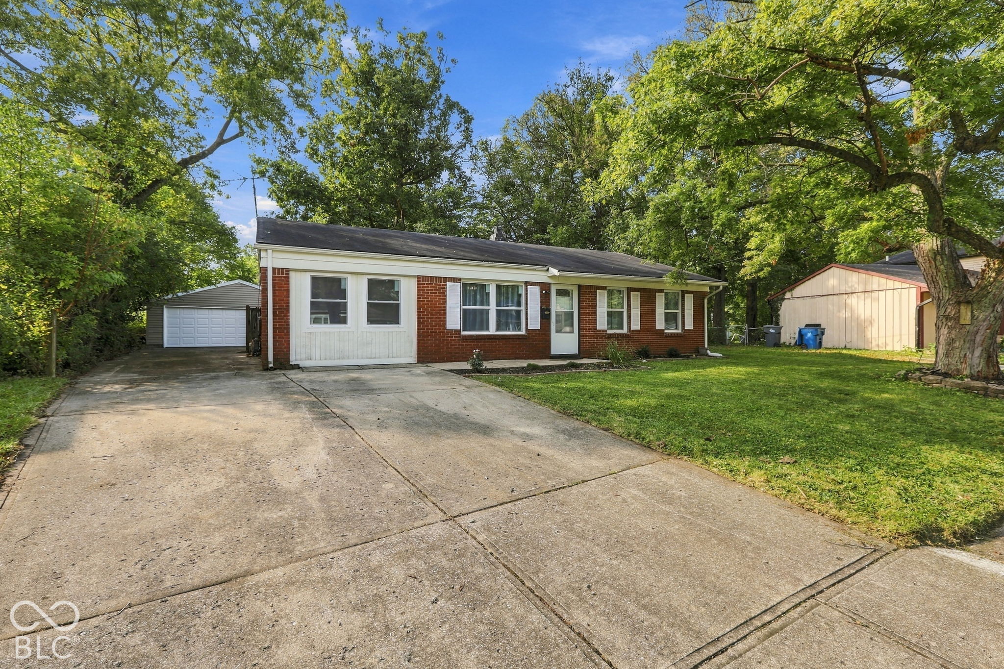 8235 Barry Road