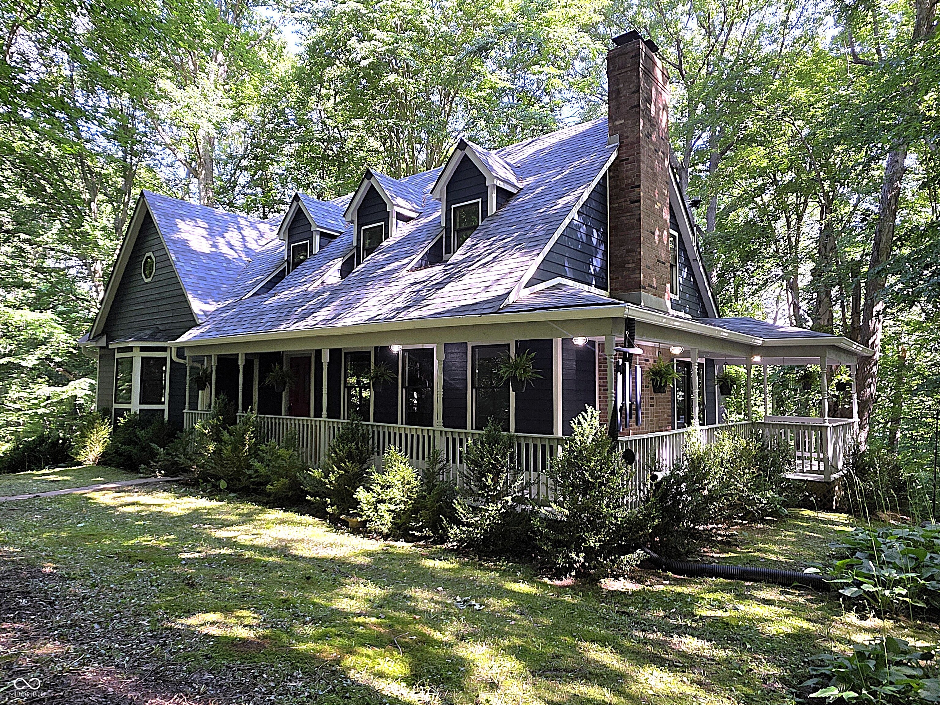 293 Skyway Court