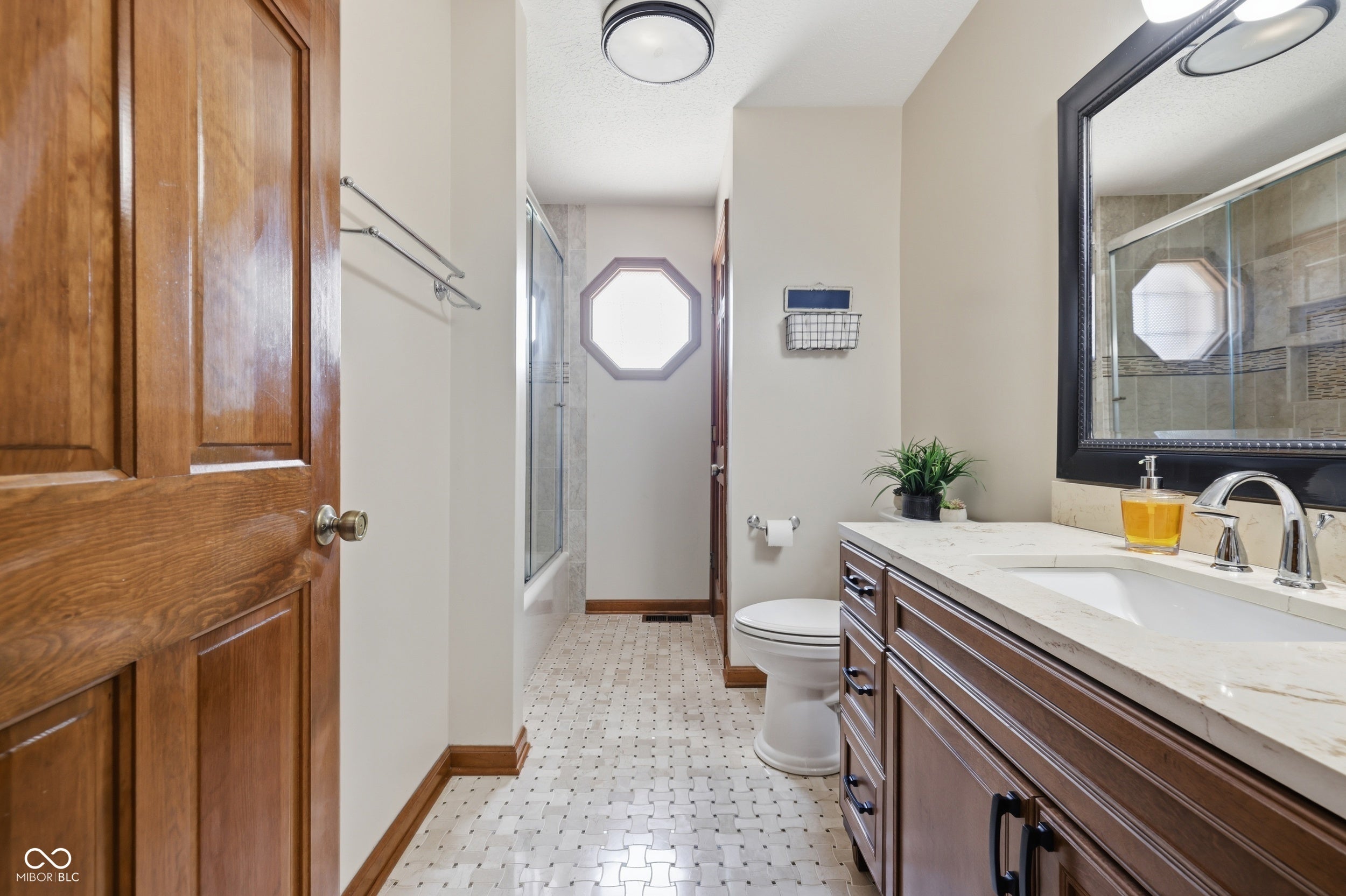 2135 Bobby Court