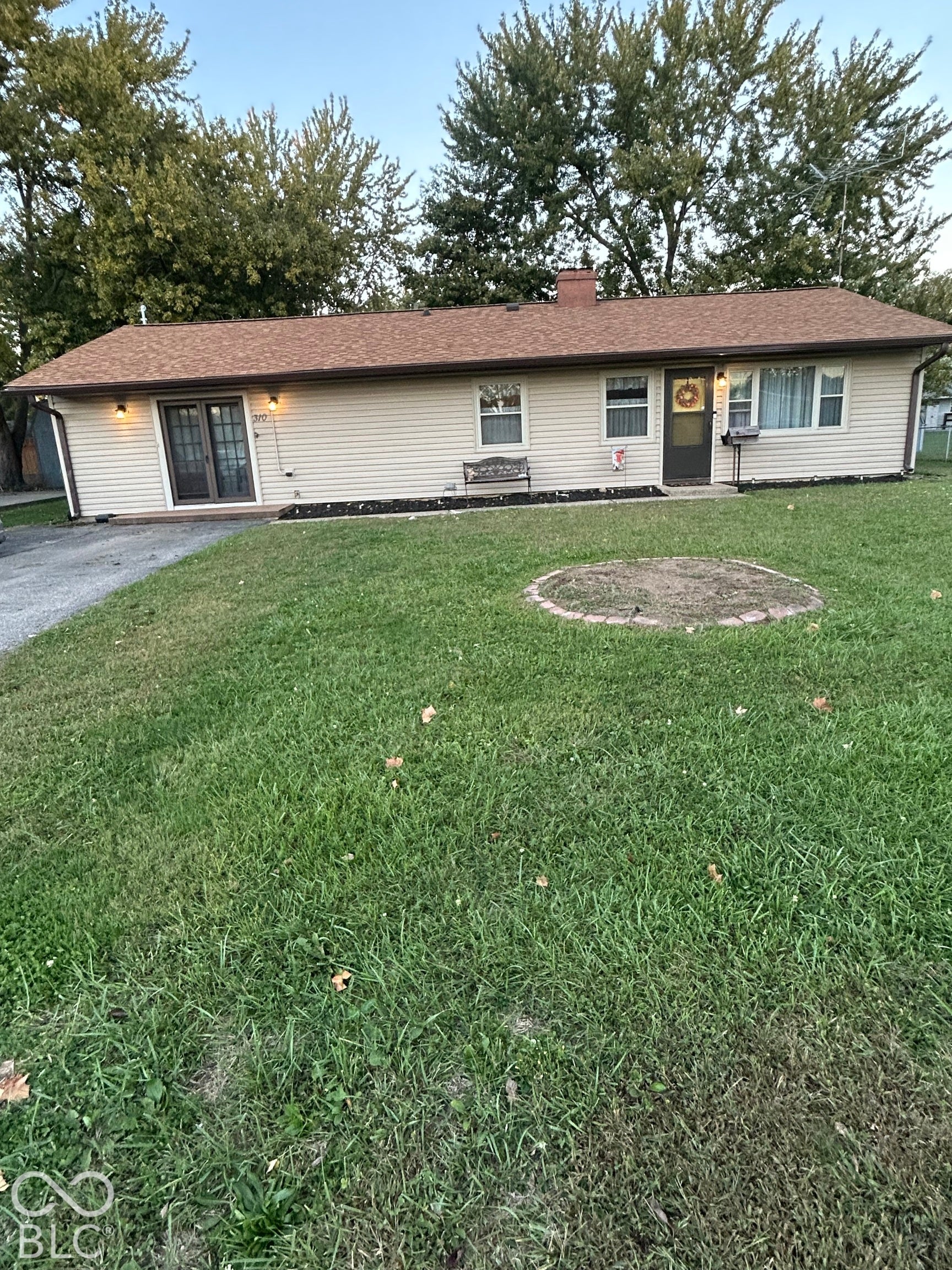 310 Shelton