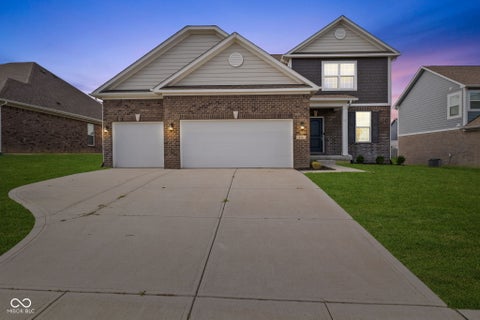 Photo of 974 Mound Street, Bargersville, IN 46106 (MLS # 22113496)