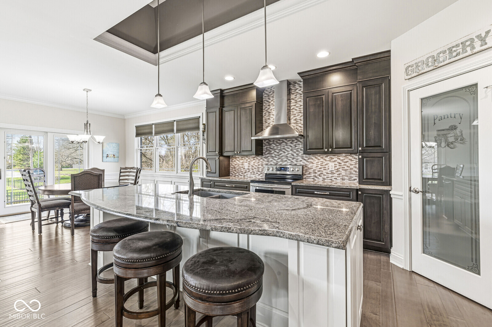 5415 Discovery Drive