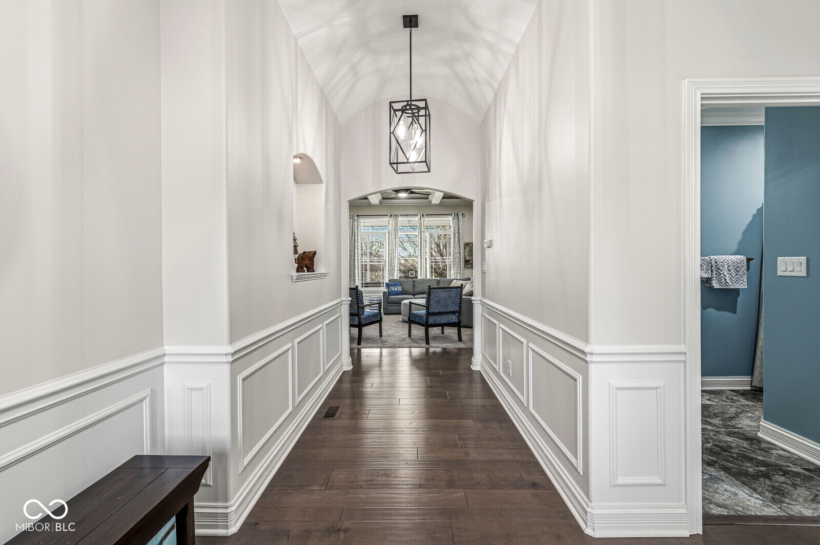 5415 Discovery Drive