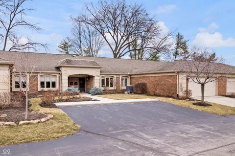 504 Bent Tree Lane, Indianapolis, IN 46260 - MLS#: 22025948