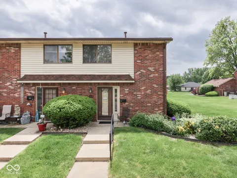 57 Trails End Street, Greenwood, IN 46142 - MLS#: 22039407