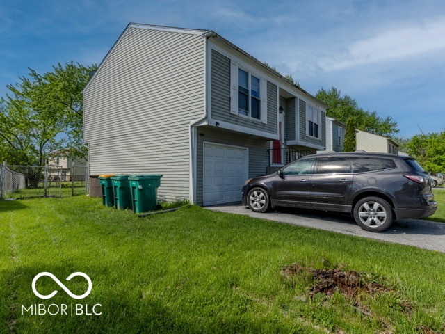 1031 W 59th Place