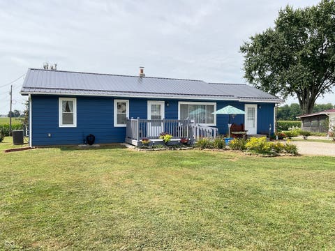 Photo of 3430 E State Highway 46, Spencer, IN 47460 (MLS # 22117134)