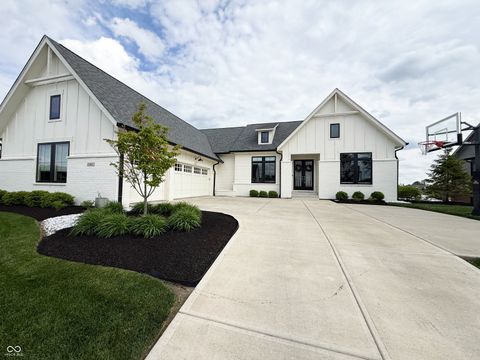 Photo of 3465 Roudebush Way, Westfield, IN 46074 (MLS # 22099029)