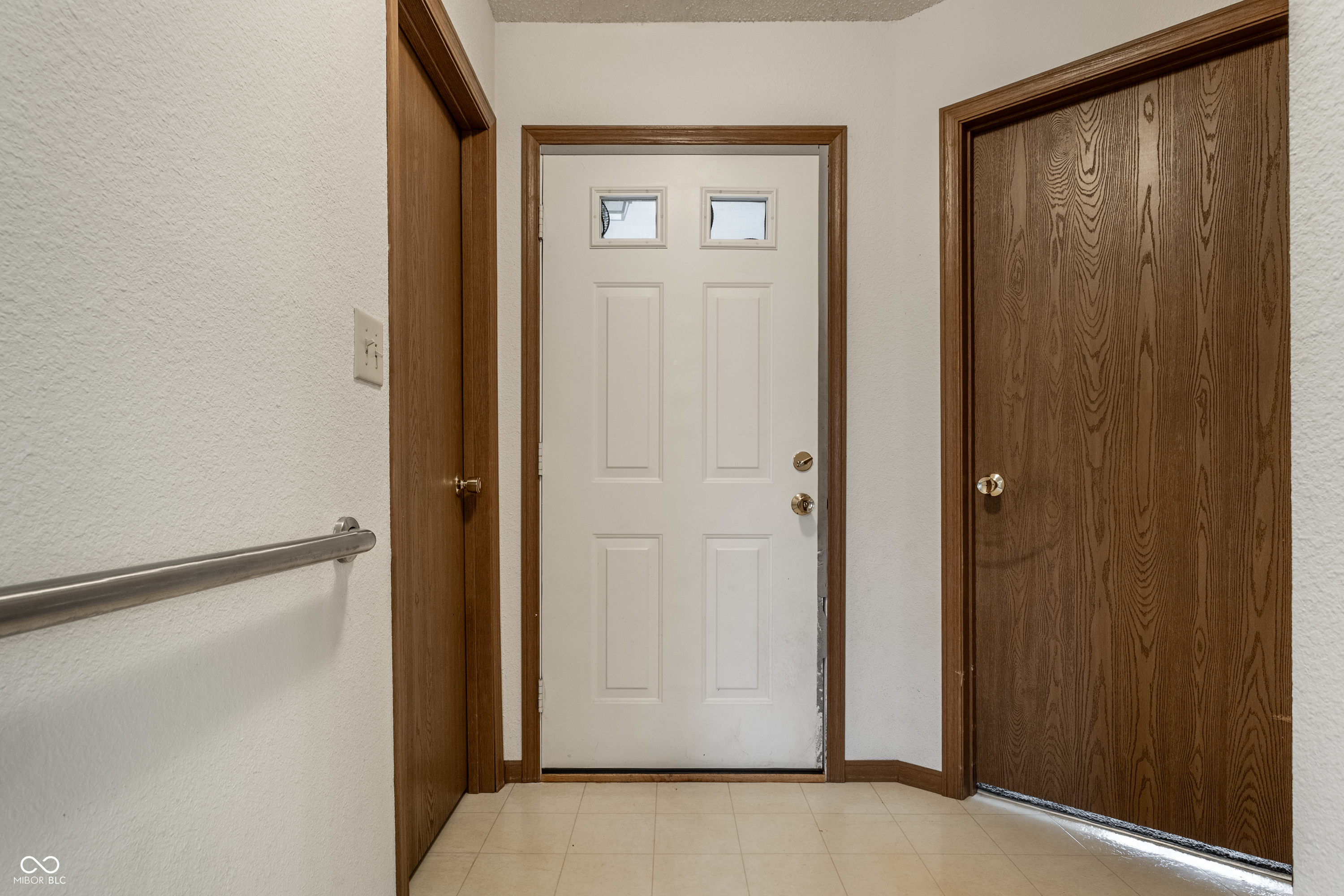 7550 Hidden Valley Lane