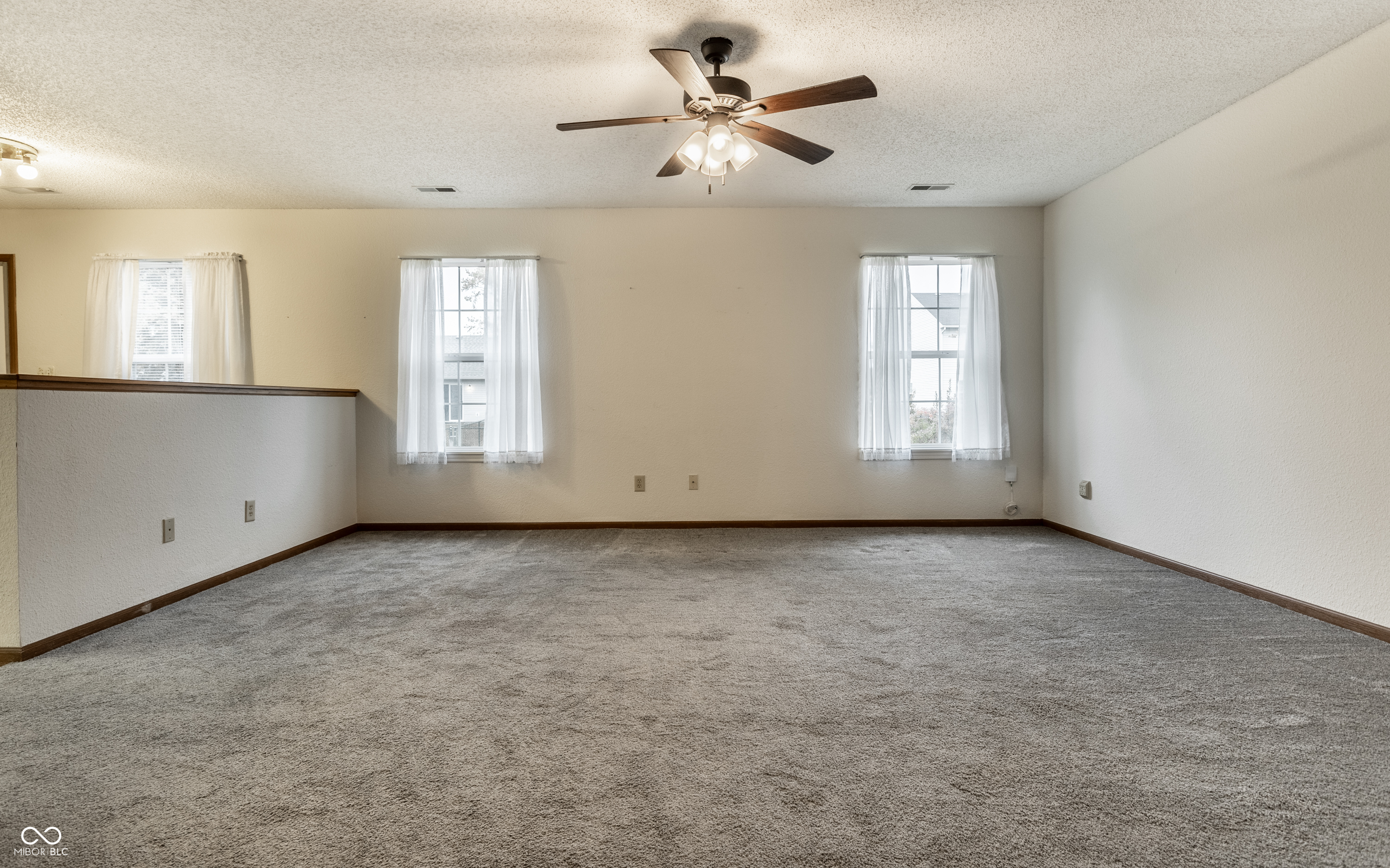 7550 Hidden Valley Lane