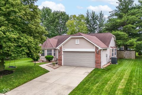 Photo of 6783 Wild Cherry Drive, Fishers, IN 46038 (MLS # 22099123)