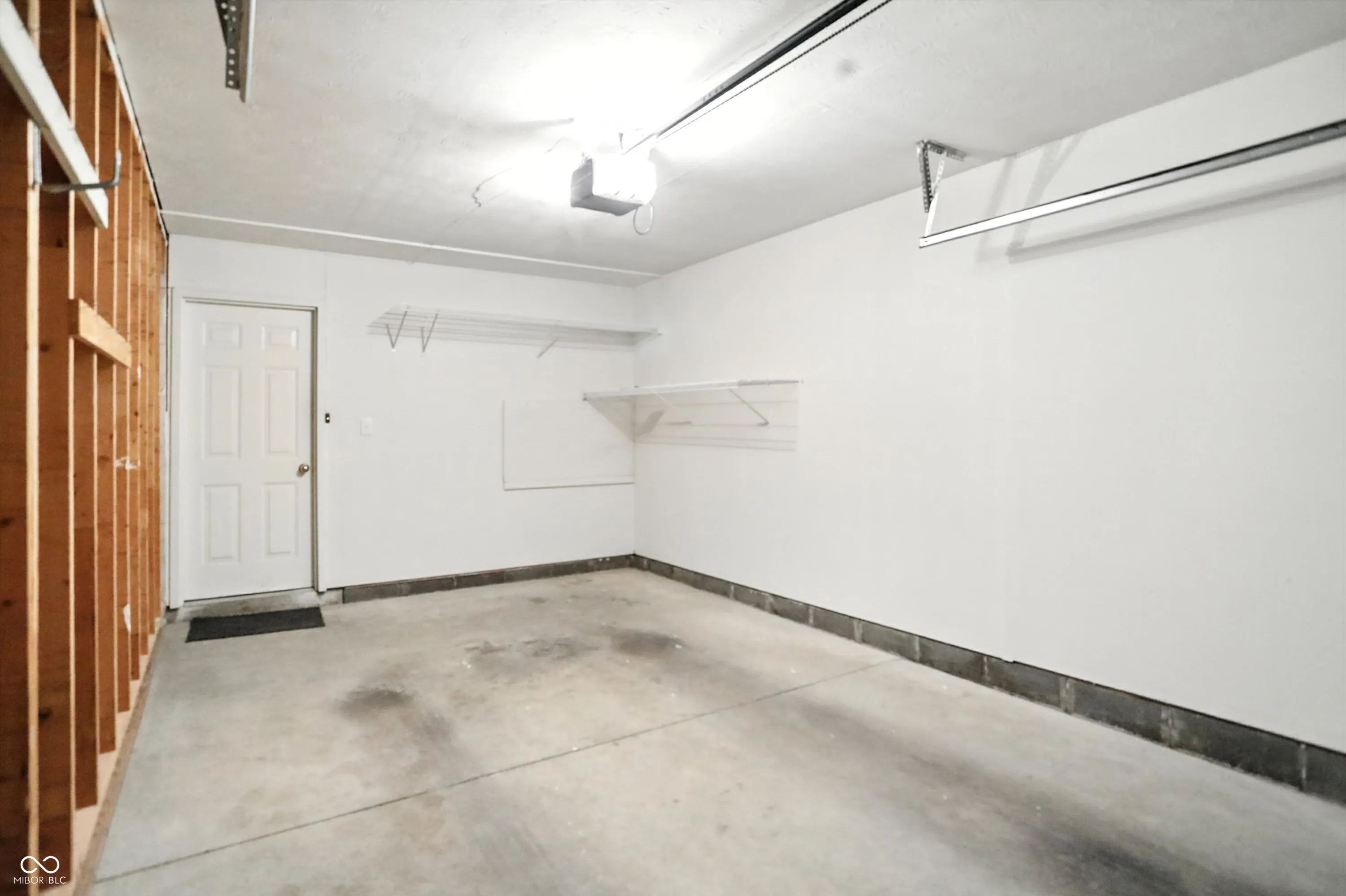 Indianapolis, Indiana 46237, United States, 2 Bedrooms Bedrooms, ,2 BathroomsBathrooms,Residential,Pending,156580