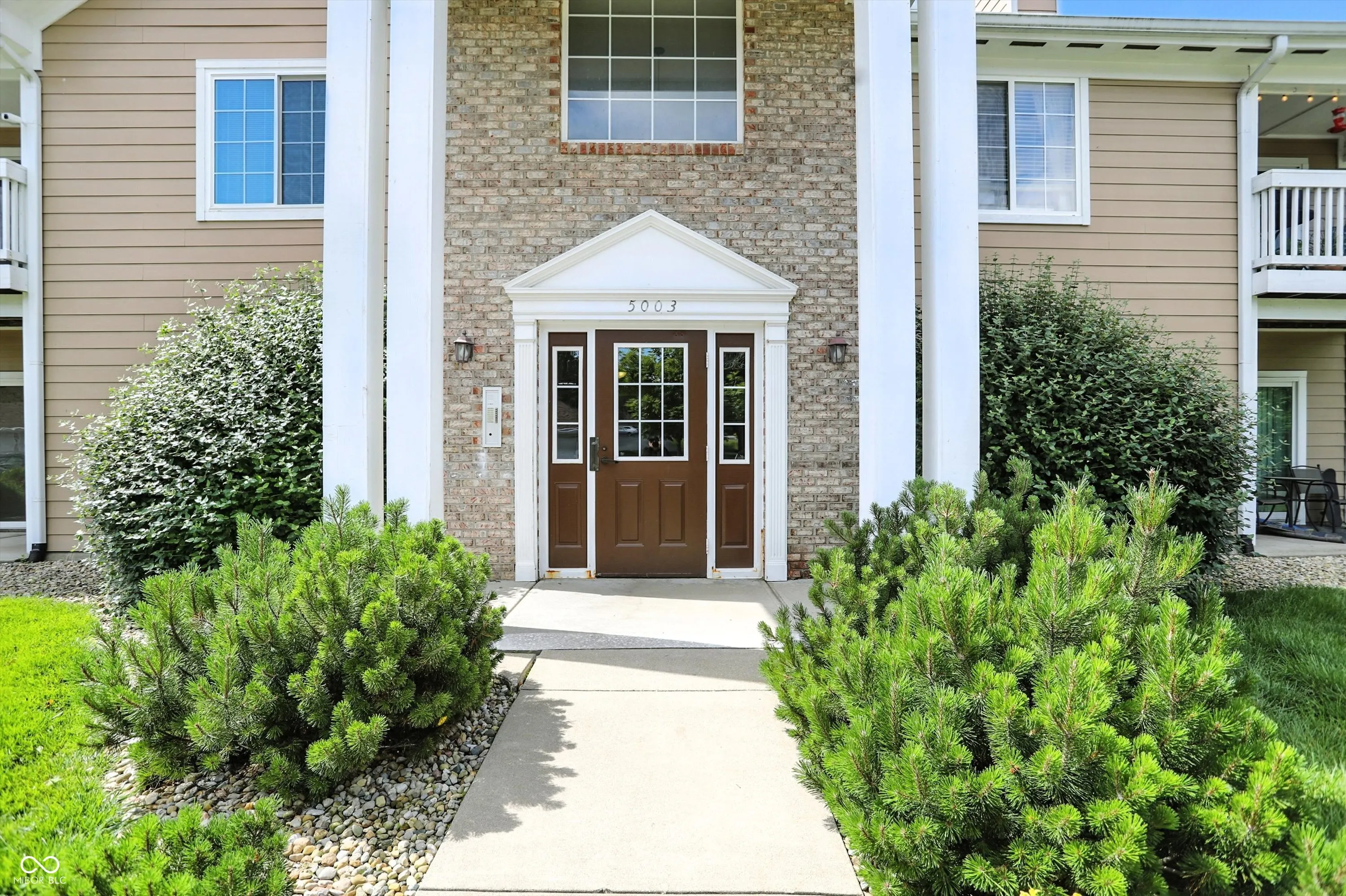 Indianapolis, Indiana 46237, United States, 2 Bedrooms Bedrooms, ,2 BathroomsBathrooms,Residential,Pending,156580