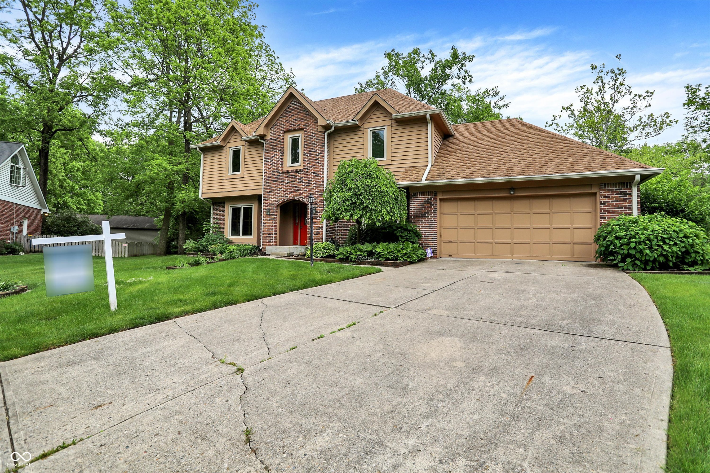 11469 Woodview Court