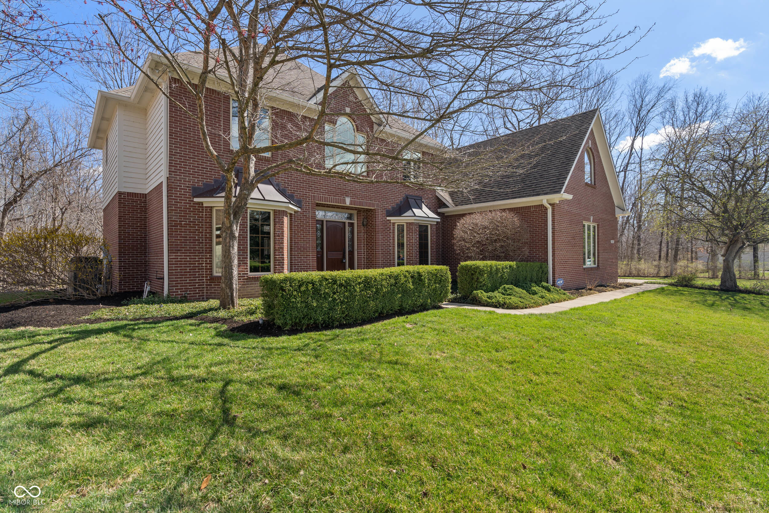 2163 Laurel Leaf Lane
