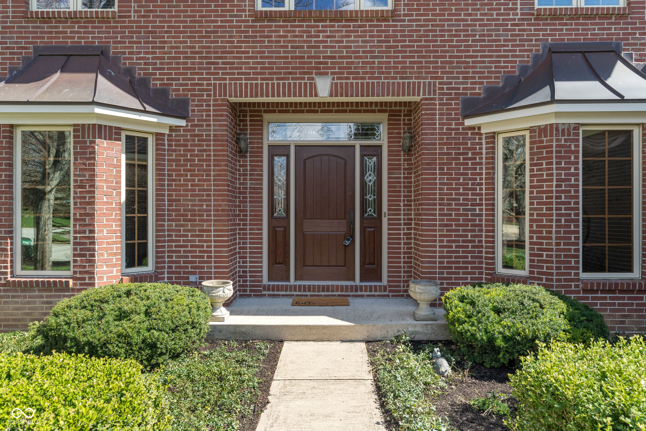 2163 Laurel Leaf Lane