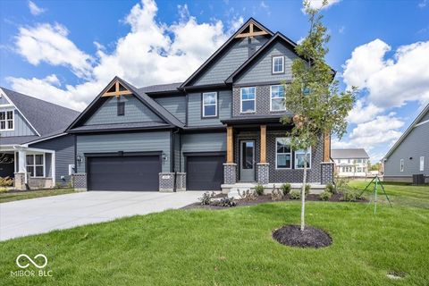 Photo of 4988 Elaine Court, Noblesville, IN 46062 (MLS # 22111541)