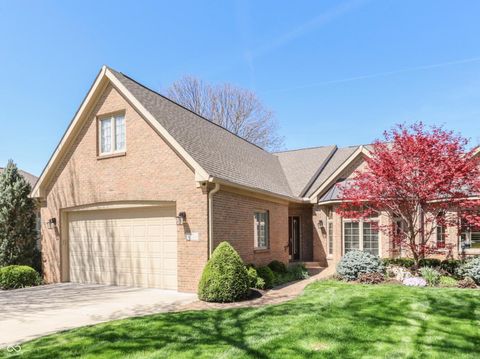 Photo of 1752 Pathway Drive N, Greenwood, IN 46143 (MLS # 22087203)