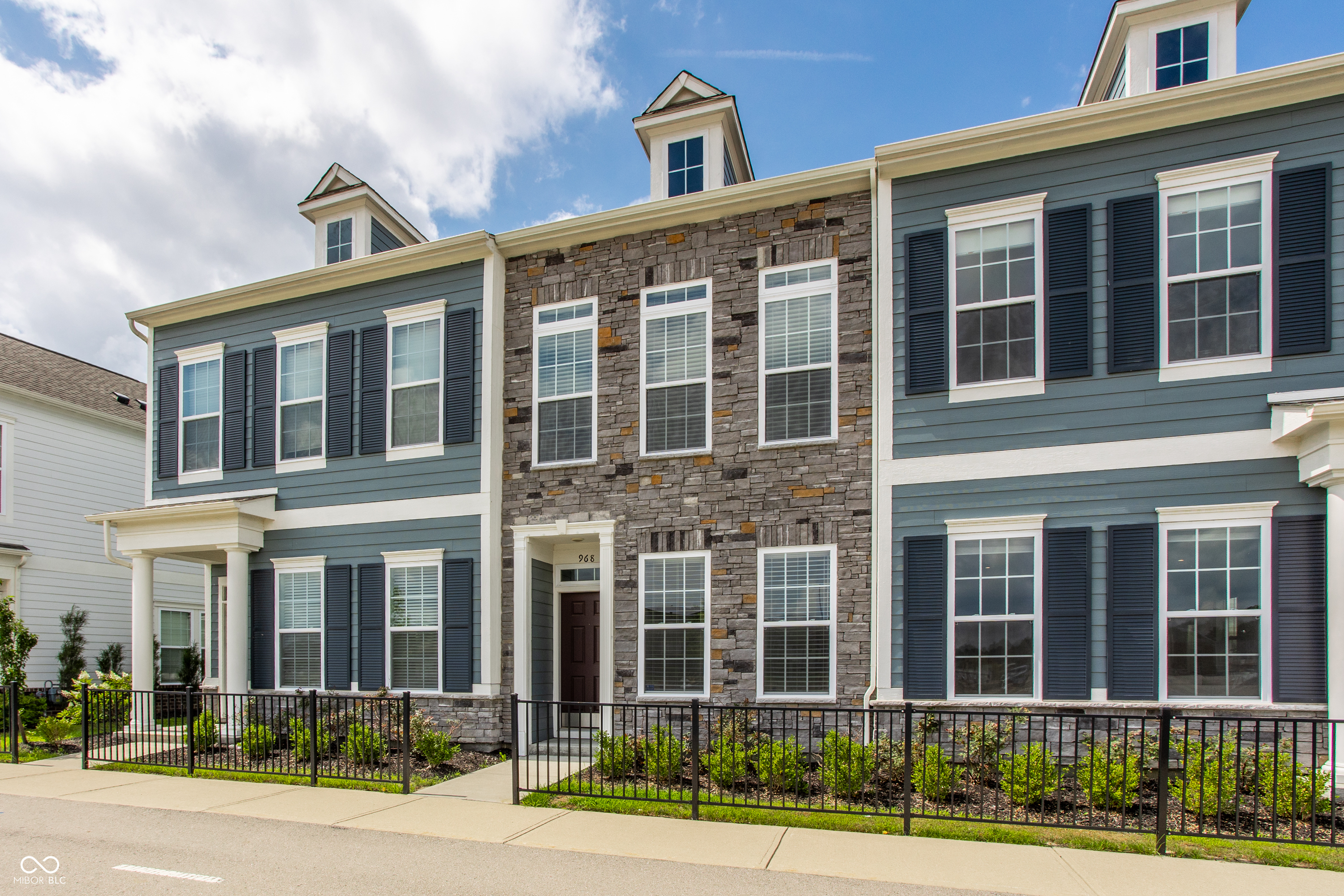 Photo 1 of 18 — 968 Kinzer Avenue, Carmel, IN 46032