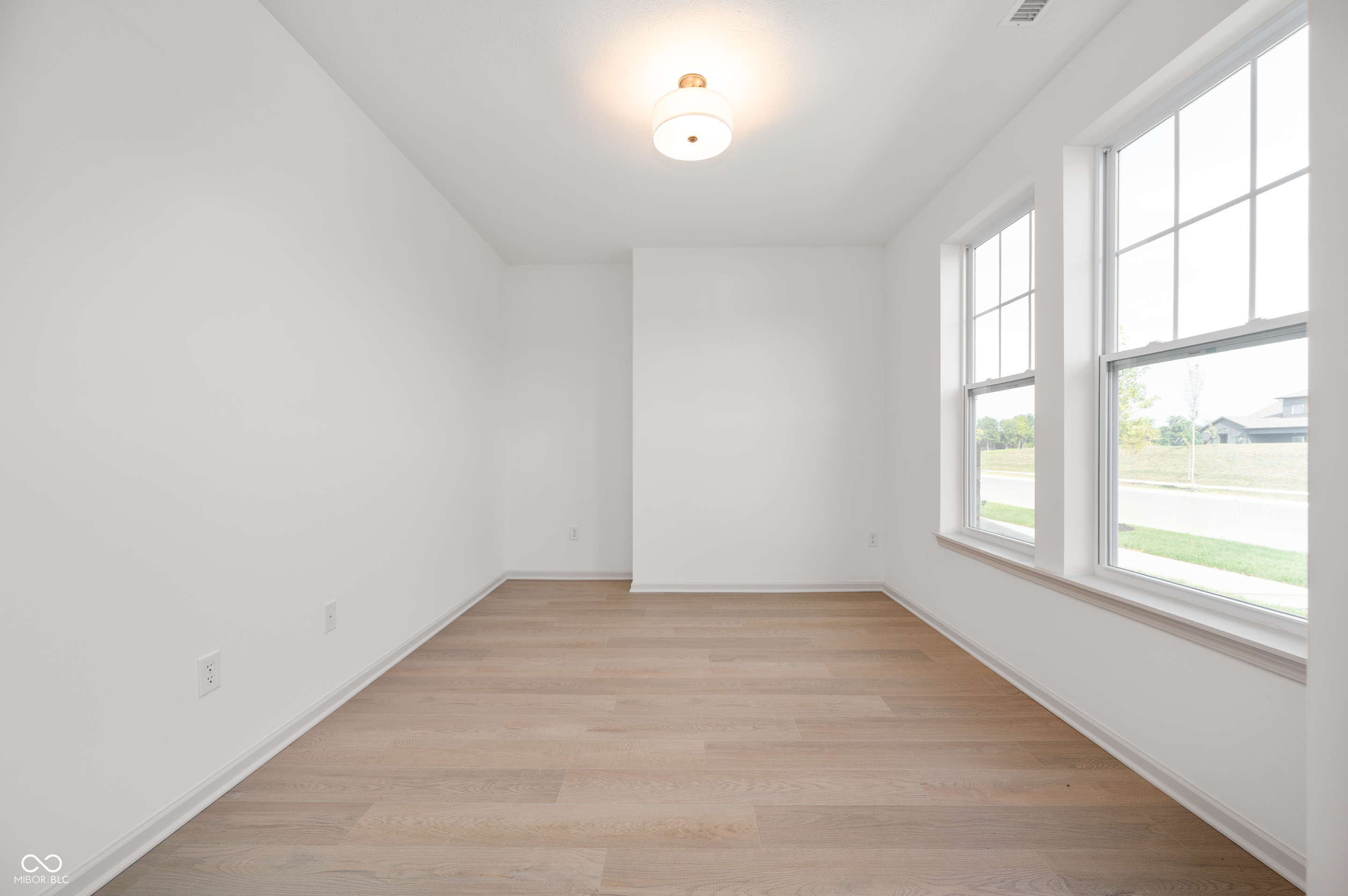 779 James William Lane