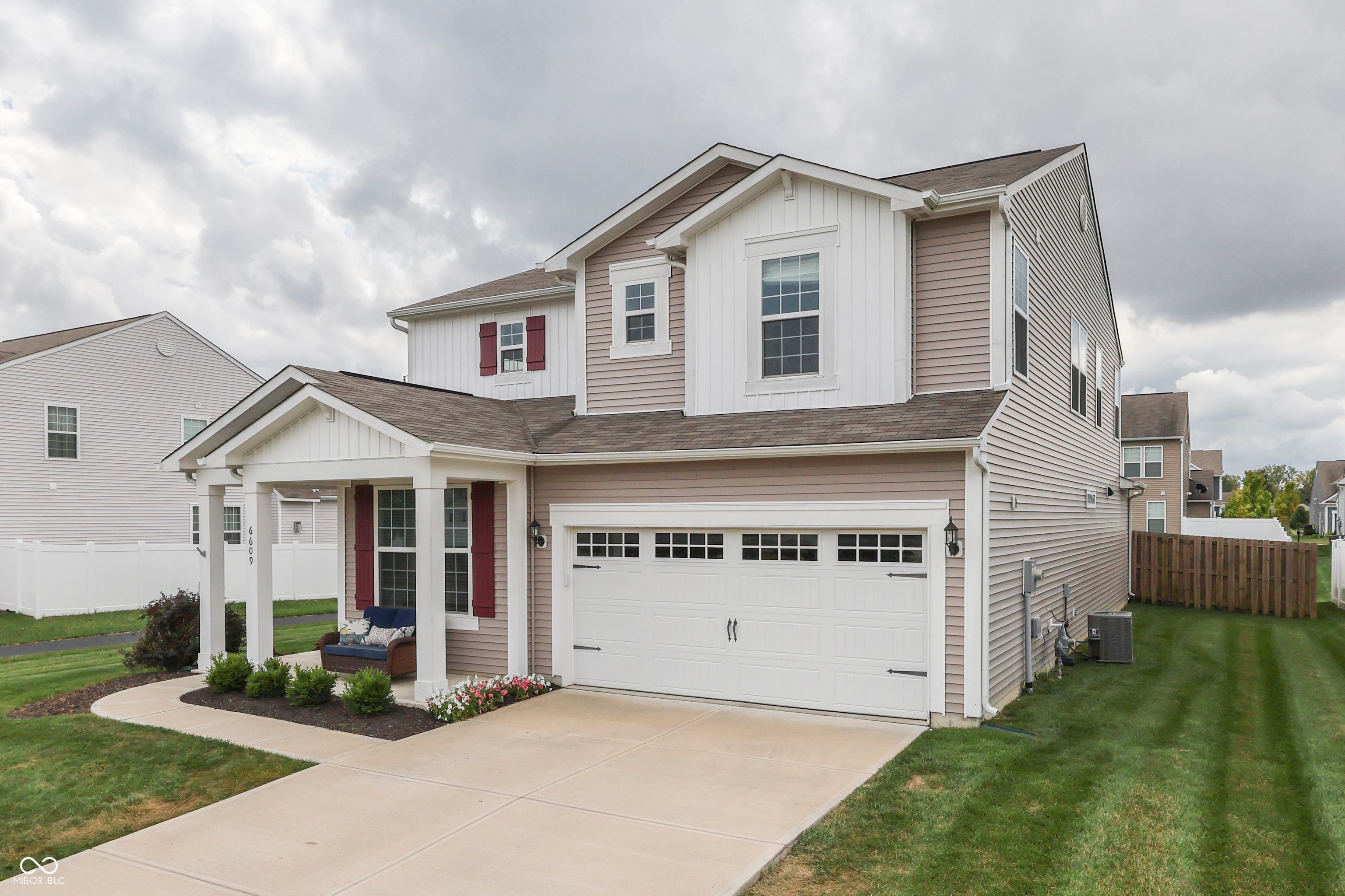 6609 Harvest Moon Lane