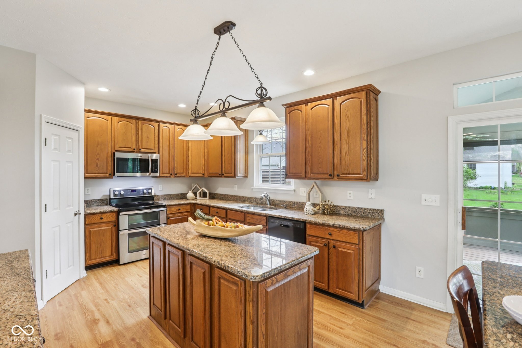 9195 N Coral Reef Road