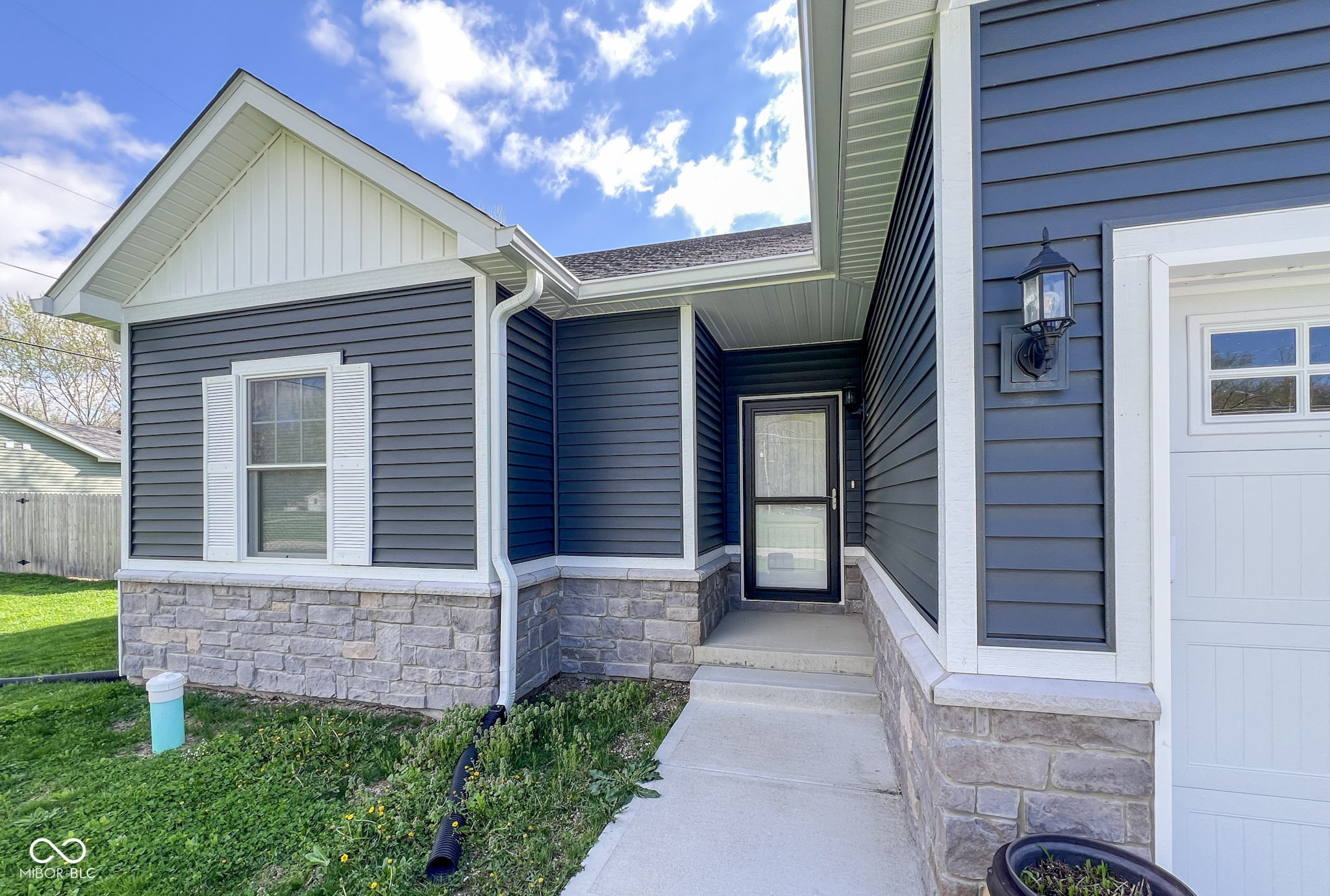 4812 Picea Boulevard