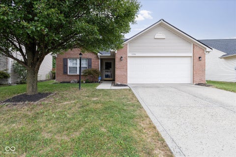 Photo of 11146 Cool Winds Way, Fishers, IN 46037 (MLS # 22126397)