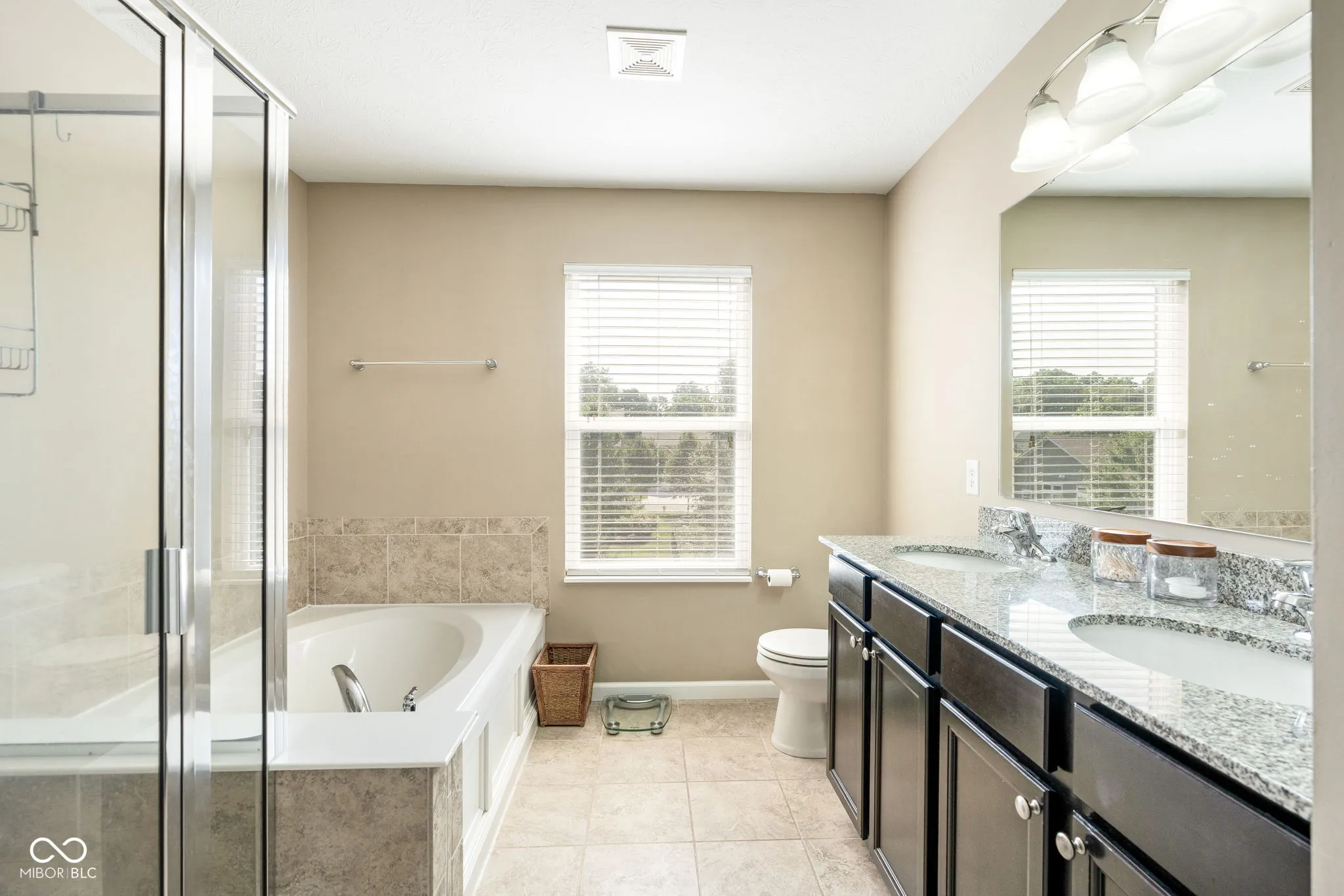 Noblesville, Indiana 46062, United States, 5 Bedrooms Bedrooms, ,3 BathroomsBathrooms,Residential,Active,178325