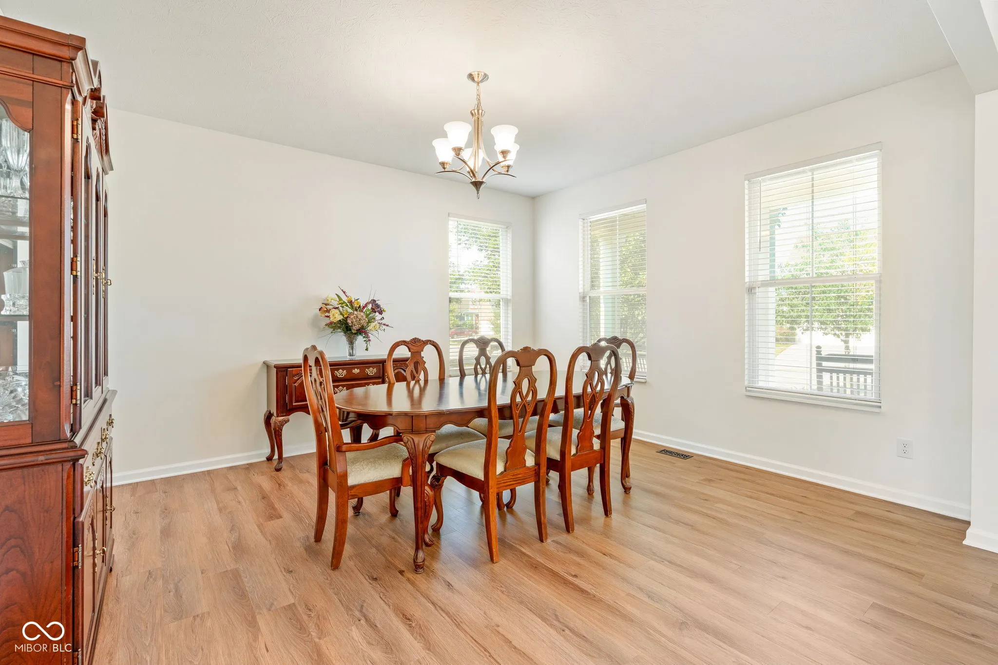 Noblesville, Indiana 46062, United States, 5 Bedrooms Bedrooms, ,3 BathroomsBathrooms,Residential,Active,178325