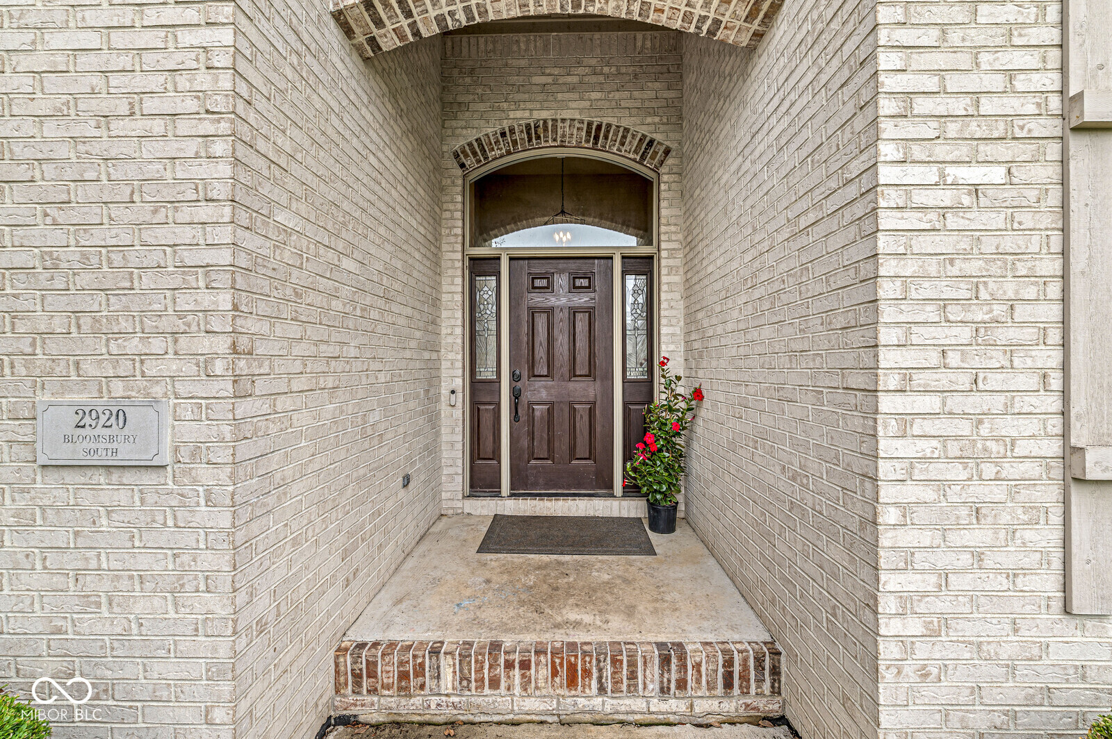 2920 Bloomsbury S