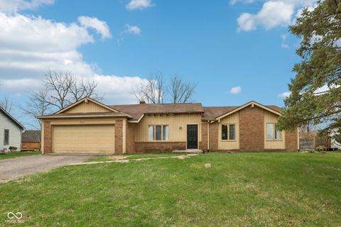 Photo of 8445 Carthay Circle, Fishers, IN 46038 (MLS # 22090005)