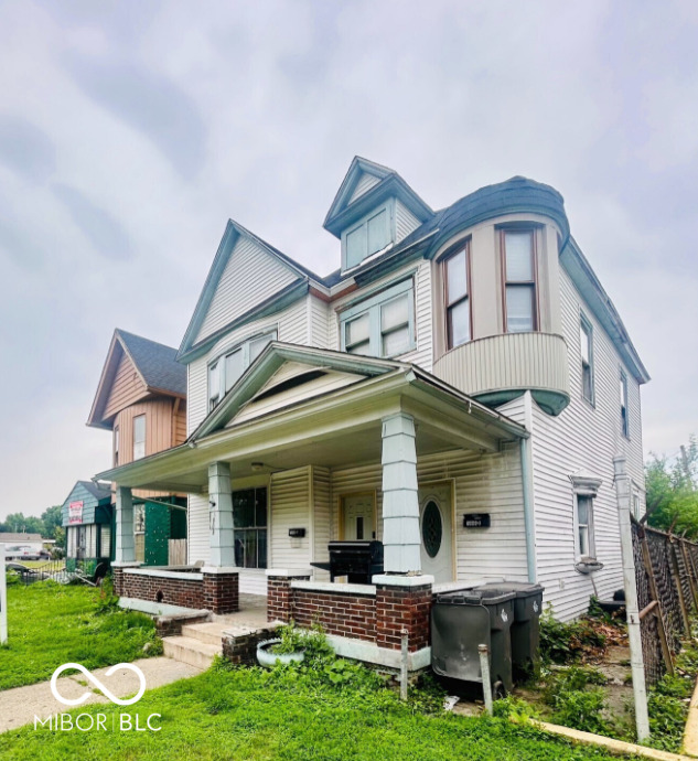 1808 E Washington Street